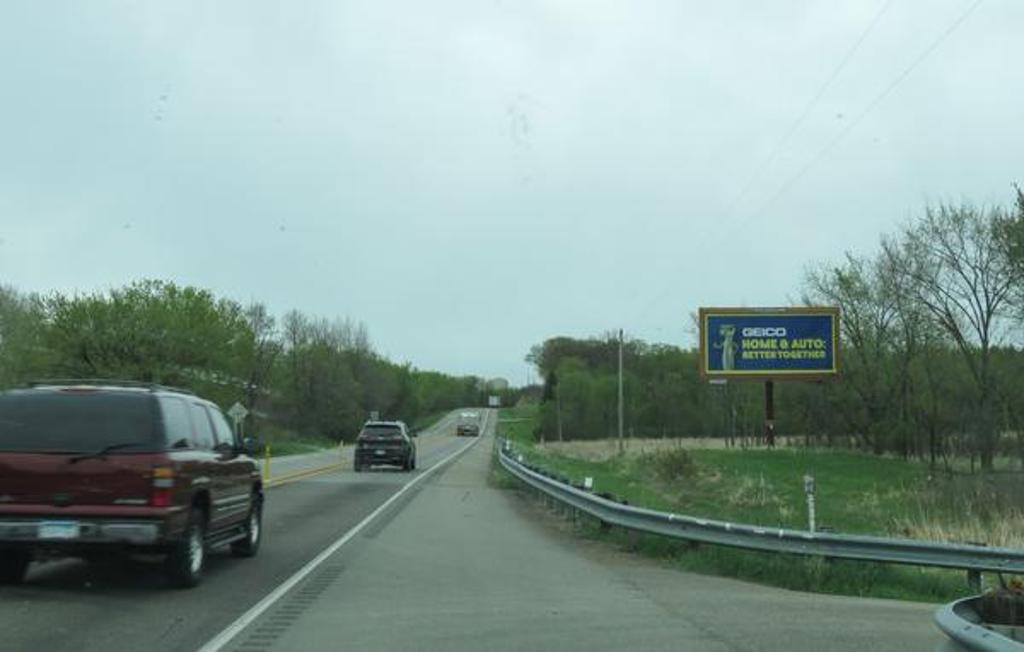 Photo of a billboard in Maple Plain