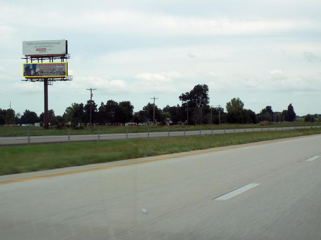 Photo of a billboard in Bragg City