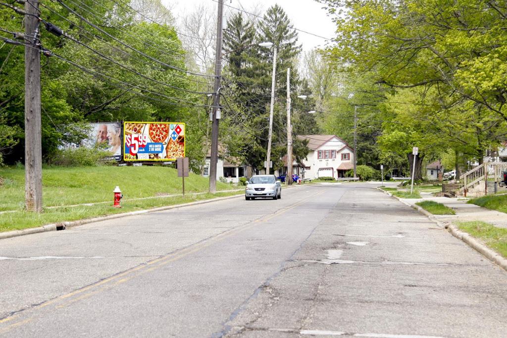 Photo of a billboard in Walton Hills