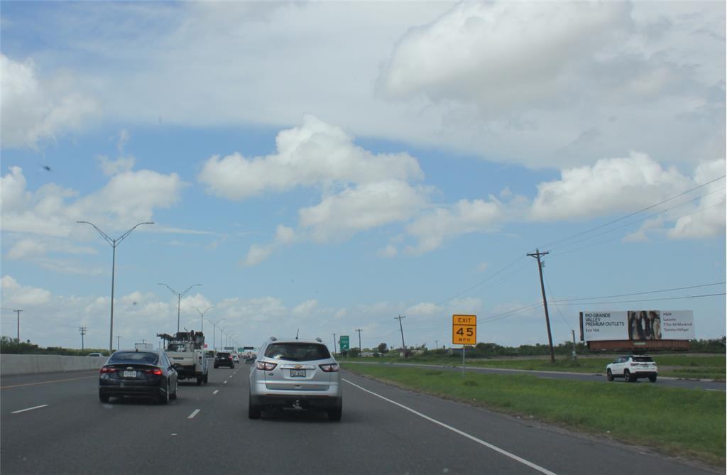 Photo of a billboard in Santa Maria