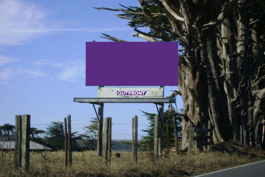 Photo of a billboard in Hanamaulu