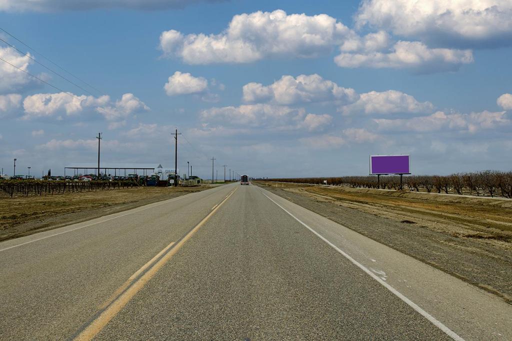 Photo of a billboard in Burrel