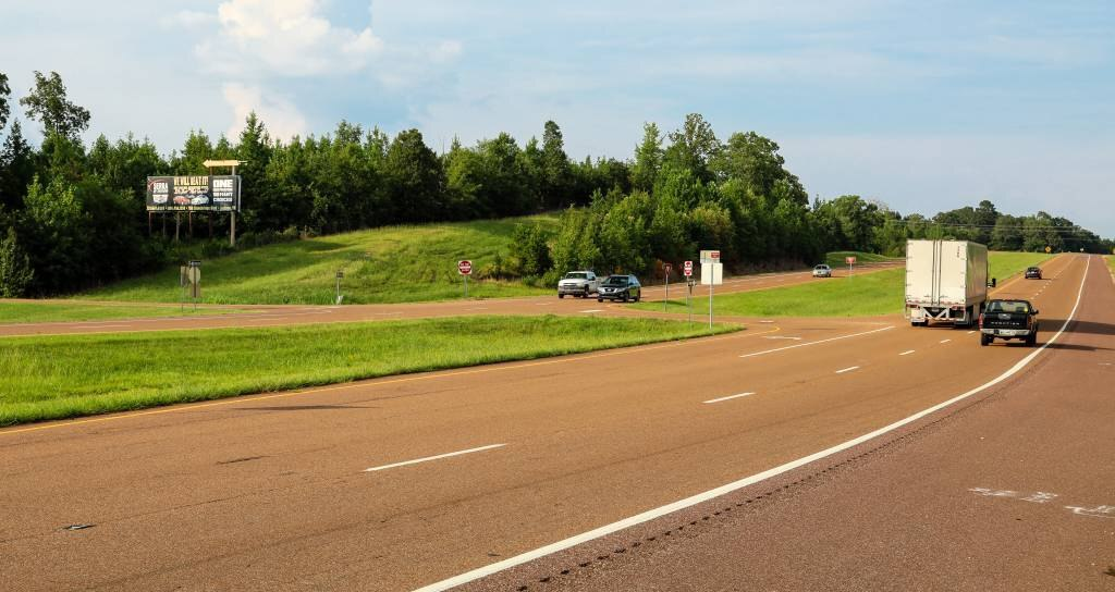 Photo of a billboard in Saulsbury