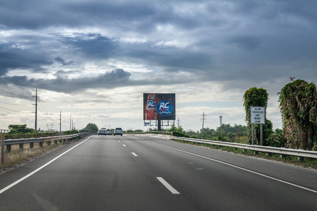 Photo of a billboard in San Fernando